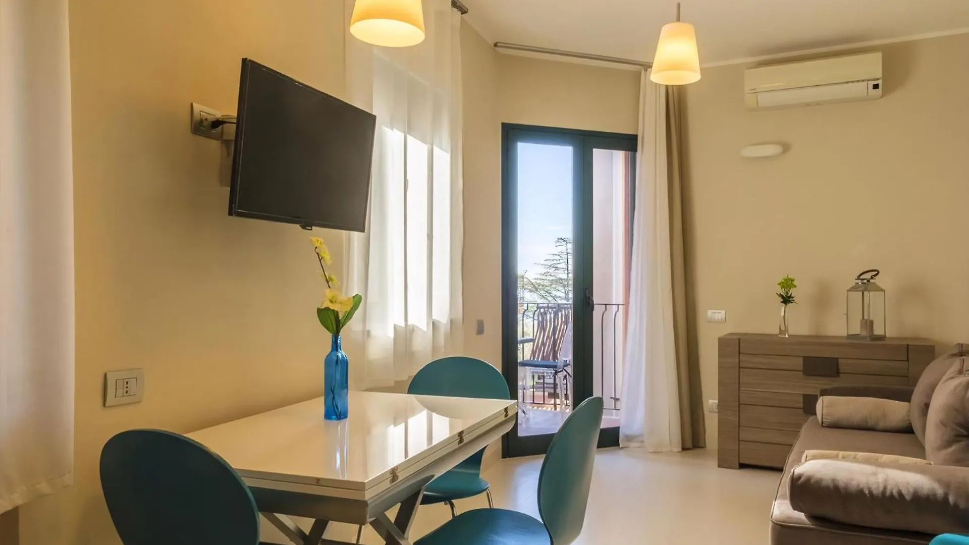 Wohnung In Taormina Mit Terrasse